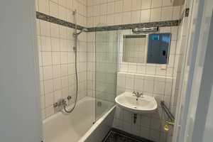 Kaßberg - 2 Raum Wohnung mit Aufzug, Balkon, Abstellraum und separates WC  erfüllt Ihre Woh... – Franz-Mehring-Straße 5, 9112 Chemnitz – Vorschaubild 10