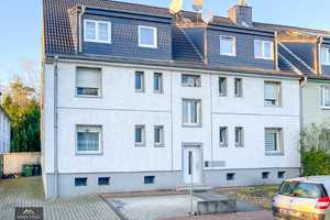 Mehrfamilienhaus Oberhausen Osterfeld-West - Ausgebaut & neulich Aufgewertete Bäder, 1 freie Eiheit – Borkener Str. 1, 46117 Oberhausen – Vorschaubild 1