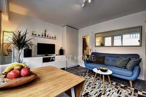 MÖBLIERT - KLEIN ABER FEIN - Modernes Apartment mit Balkon – Die vollständige Adresse der Immobilie erhältst du vom Anbieter., 70180 Heusteigviertel, Stuttgart – Vorschaubild 1