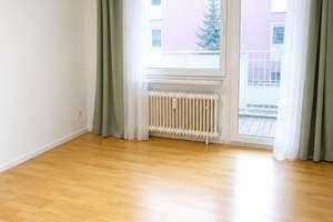 Bezugsfreies 1-Zimmer-Apartment mit Balkon, Duplex-Garage und Aufzug in München – Die vollständige Adresse der Immobilie erhältst du vom Anbieter., 81673 Echarding, München – Vorschaubild 2