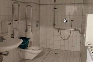 Schöne Seniorenwohnung mit Aufzug in Düsseldorf! Nur Ü 60 – Bergiusstraße 5, 40589 Holthausen, Düsseldorf – Vorschaubild 8