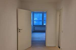 Penthouse-Feeling in Stadtmitte: Luxuriöser Erstbezug mit gigantischer Sonnen-Oase 63 m² – Karl-Anton-Straße 13, 40211 Stadtmitte, Düsseldorf – Vorschaubild 12