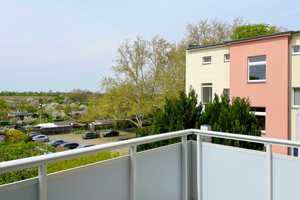 Helle Wohnung mit Weitblick - auch für WGs! – Otto-Richter-Straße 40 b, 39116 Magdeburg – Vorschaubild 1
