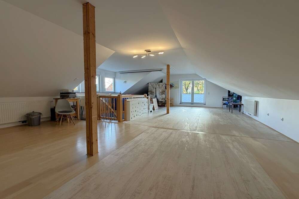 Immobilie in Appen - Attraktives und modernes 5-Zimmer Einfamilienhaus in Appen-Etz mit Pool und Doppelcarport - Bild 4