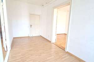 Großzügige Altbauwohnung in Bestlage am Helmholtzplatz – Lettestraße x, 10437 Prenzlauer Berg, Berlin – Vorschaubild 4