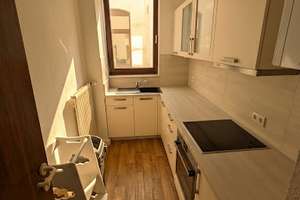 Altbau-Juwel mit Charakter gleich an der LISTER MEILE:  3 Zimmer, edle Holzböden & ruhiger Hofbalkon – 30161 Oststadt, Hannover – Vorschaubild 4