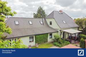 Großes EFH - für Familien geeignet - mit ebenerdiger Einliegerwohnung- ruhig gelegen, zeitnah frei! – Die vollständige Adresse der Immobilie erhältst du vom Anbieter., 17391 Krien – Vorschaubild 1