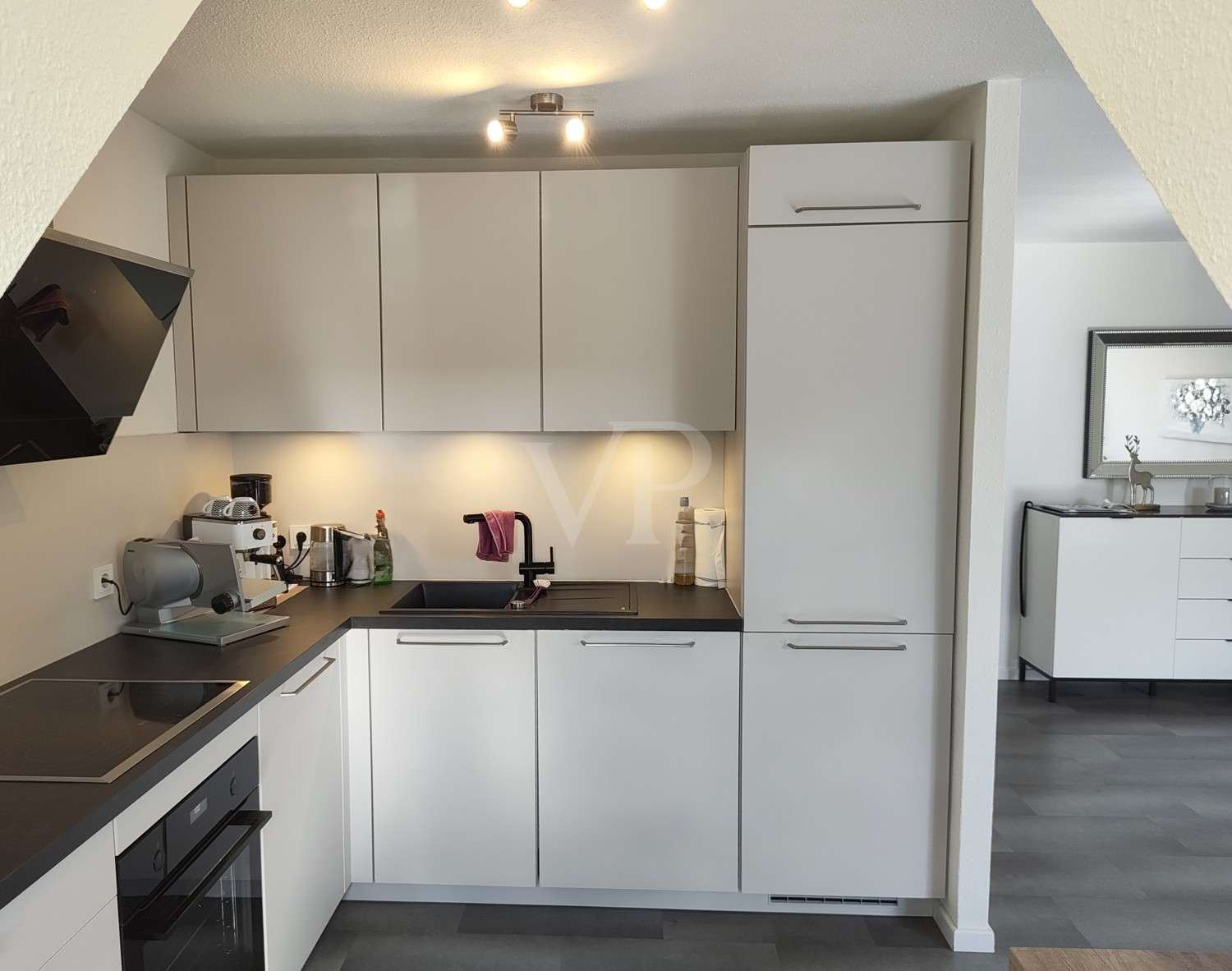 Immobilie in Oestrich-Winkel - Geschmackvoll modernisierte Maisonettewohnung in Rheinnähe - Einziehen und sich wohlfühlen! - Bild 11