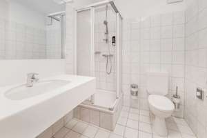 Ferienwohnung mit Einbauküche, Aufzug, Parkplatz in Sellin - Bahnhofsnah & Spazierdistanz zum Strand – Die vollständige Adresse der Immobilie erhältst du vom Anbieter., 18586 Sellin – Vorschaubild 5