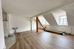 "Frisch sanierte 5-Raum-DGWohnung mit 2 Bädern, 2 Balkonen und Einbauküche" – Jahnstraße 48, 9126 Lutherviertel, Chemnitz – Vorschaubild 4