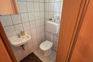 3 Zi. Wohnung mit neuer EBK, eigenem Eingang & Garten in Bad Cannstatt – Gnesenerstr. 70, 70374 Schmidener Vorstadt, Stuttgart – Vorschaubild 7
