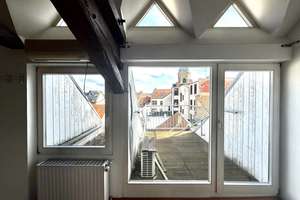 Zentrale Altbauwohnung mit hohen Decken – St. Johanner Markt 28, 66111 St. Johann, Saarbrücken – Vorschaubild 2