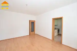 Geräumige Erdgeschosswohnung mit Balkon und Stellplatz! – Eichendorffstraße 21, 9131 Chemnitz – Vorschaubild 12