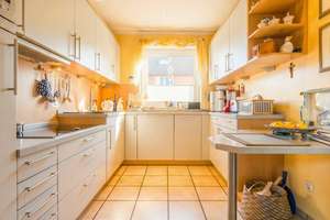 Perfekt für Familien: Reihenendhaus mit Südgarten, 2 GA im ruhigen Umfeld auf Erbpachtgrundstück – Memelstraße 41, 46238 Batenbrock, Bottrop – Vorschaubild 6