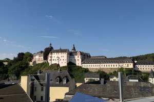 Zentral gelegenes Wohn- und Geschäftshaus mit Gastronomie, 2 Wohnungen und 7 Stellplätzen – Die vollständige Adresse der Immobilie erhältst du vom Anbieter., 35781 Weilburg – Vorschaubild 12