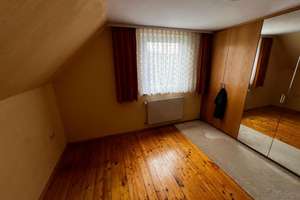 Schönes Haus in Top Lage mit großem Grundstück - Einbauküche - Garage – Die vollständige Adresse der Immobilie erhältst du vom Anbieter., 74363 Güglingen – Vorschaubild 4