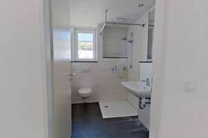 ** Gepflegte 3-Zimmer-Wohnung mit BALKON und TIEFGARAGENSTELLPLATZ in Bonn-Tannenbusch ** – Pommernstraße 3a, 53119 Tannenbusch, Bonn – Vorschaubild 8
