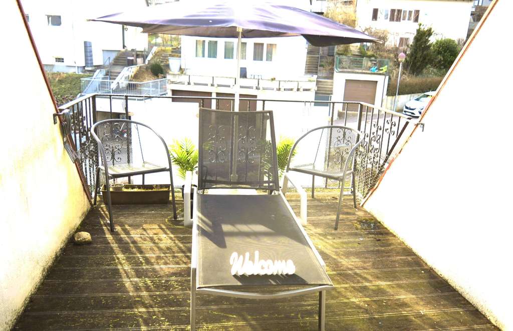 Immobilie in Altbach - Ihr kernsaniertes Haus im Haus ! - Bild 1