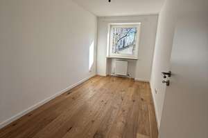 KERNSANIERTE 3-Zi-Wohnung | ERSTBEZUG | Parkett + Feinstein + Einbauküche + Balkon – Engadiner Strasse 36, 81475 Fürstenried-West, München – Vorschaubild 18