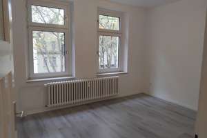 Sehr schöne sanierte 2 Zimmer Wohnung in Duisburg zu vermieten