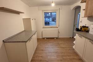 Gepflegtes Einfamilienhaus (Doppelhaushälfte) mit 5 Zimmern in Grevenbroich – Die vollständige Adresse der Immobilie erhältst du vom Anbieter., 41515 Grevenbroich – Vorschaubild 3