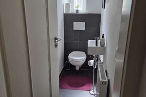 Kernsanierte Altbau-Perle: 2,5 Zimmer mit Schreiner-EBK & Gäste-WC in Stuttgart-West – Seyfferstraße 41, 70197 Rotebühl, Stuttgart – Vorschaubild 11
