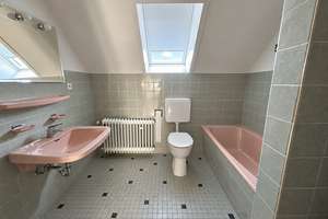 *Refrath* - gut aufgeteiltes Einfamilienhaus, mit Terrasse, Garten und Garage in ruhiger Wohnlage – 51427 Refrath, Bergisch Gladbach – Vorschaubild 25