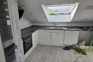 Charmantes 2-Zimmer Dachgeschoss-Apartment in Bergeborbeck – Oskar-Pannen-Straße 34, 45355 Bergeborbeck, Essen – Vorschaubild 6