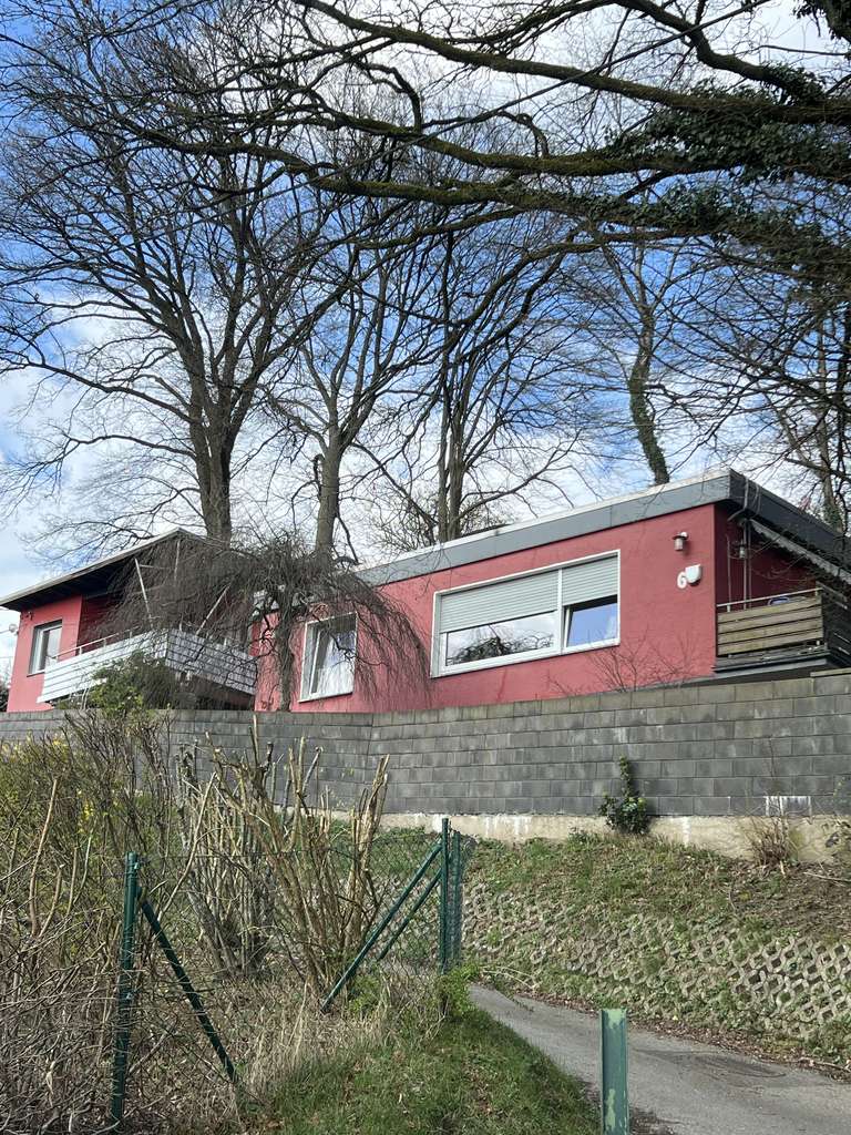 Immobilie in Overath - Einfamilienhaus mit Einliegerwohnung in Overath-Brombach, Bergstr. 6, 51491 Overath - Bild 0