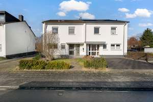 Doppelhaushälfte mit Nord-West Garten und Ausbaupotential!