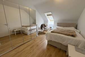 Großzügiges Wohnen auf zwei Ebenen – 6-Zimmer-Maisonettewohnung mit 3 Balkonen in Niederkassel – Die vollständige Adresse der Immobilie erhältst du vom Anbieter., 40547 Niederkassel, Düsseldorf – Vorschaubild 20