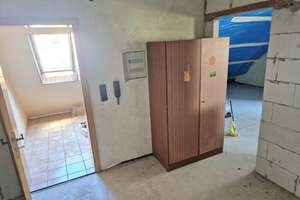 Der individuelle Wohngenuss!

Komfortables, sehr gepflegtes 1-2 Familienhaus in Schauenburg-OT – Die vollständige Adresse der Immobilie erhältst du vom Anbieter., 34270 Schauenburg – Vorschaubild 32