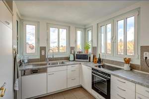 Möbliert: Helle Maisonettewohnung mit Balkon und Dachterrasse – Die vollständige Adresse der Immobilie erhältst du vom Anbieter., 81377 Am Waldfriedhof, München – Vorschaubild 7