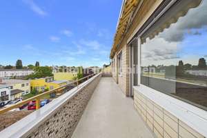 Bezugsfreie 5-Zimmer-Penthouse-Wohnung mit drei Balkonen in Frankfurt-Griesheim – 65933 Griesheim, Frankfurt am Main – Vorschaubild 2
