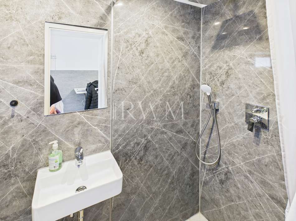 Einliegerwohnung Bad mit Dusch