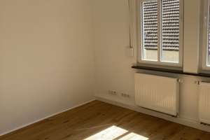 Komplettrenovierte helle 3 Zimmer Wohnung mit neuer Einbauküche und großem Balkon – Hördtstr. 32, 70435 Zuffenhausen-Mitte, Stuttgart – Vorschaubild 7