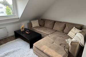 Möblierte DG-Wohnung in ruhiger Lage – Duisburg Süd – Die vollständige Adresse der Immobilie erhältst du vom Anbieter., 47269 Rahm, Duisburg – Vorschaubild 2