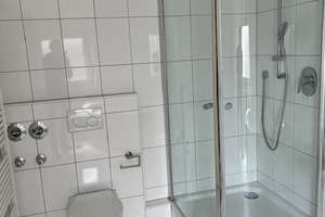 Hochwertige drei Zimmer Maisonette Wohnung in Stuttgart Neu renoviert – Die vollständige Adresse der Immobilie erhältst du vom Anbieter., 70188 Ostheim, Stuttgart – Vorschaubild 7