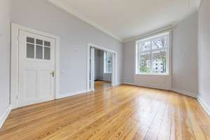 Jugendstilwohnung individuell gestalten | Historische Dielen und klassische Altbaudetails – Sierichstraße 48, 22301 Winterhude, Hamburg – Vorschaubild 8