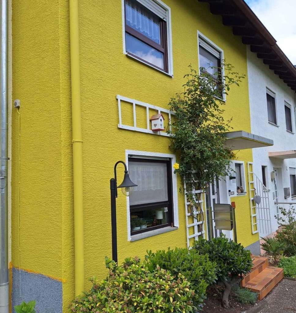 Modernisiertes Reihenmittelhaus in Damm/Strietwald zu verkaufen