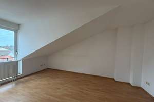 Balkon-Dachgeschoss mit 2 Zimmern in Fürth – Mathildenstraße 38, 90762 Altstadt, Innenstadt, Fürth – Vorschaubild 5
