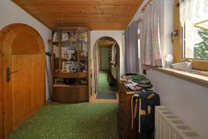 Gartenliebhaber aufgepasst! Familienfreundliches Zweifamilienhaus mit Modernisierungsbedarf  – Die vollständige Adresse der Immobilie erhältst du vom Anbieter., 45355 Borbeck-Mitte, Essen – Vorschaubild 18
