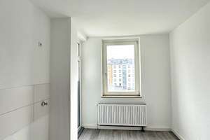 Frisch sanierte 2-Zimemr Wohnung mit Balkon! – Alsenstraße 8, 52068 Panneschopp, Aachen – Vorschaubild 4