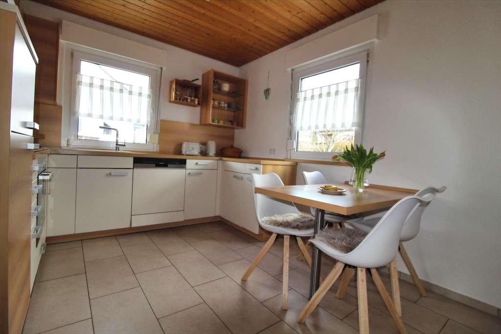 Immobilie in Bitz - Freistehendes Einfamilienhaus in attraktiver Wohnlage - Bild 3