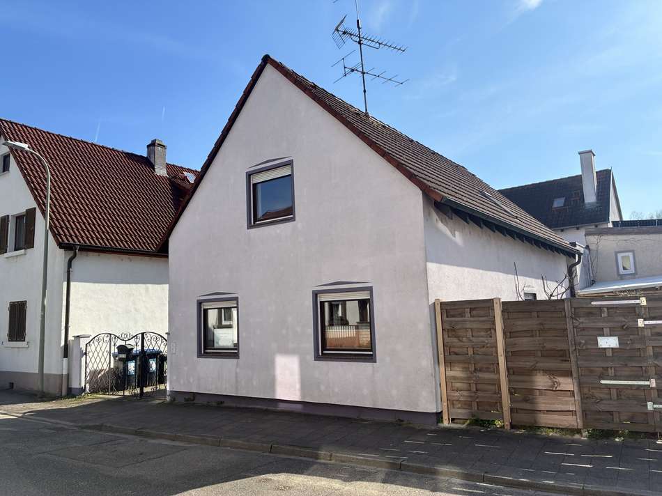 Straßenansicht