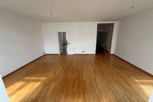 Wohnen mit Ausblick: Stilvolle, großzügige 2-Zimmer-Wohnung am Aachener Theater – Theaterplatz 3, 52062 Theater, Aachen – Vorschaubild 3