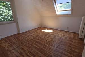 Studentenwohnung mit Einbauküche in unmittelbarer Nähe zur Uni !