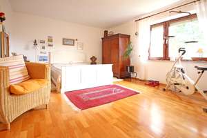 Großzügiges Einfamilienhaus mit großem Grundstück in schöner Wohnlage in Glinde - Wentzel Dr. – Die vollständige Adresse der Immobilie erhältst du vom Anbieter., 21509 Glinde – Vorschaubild 23