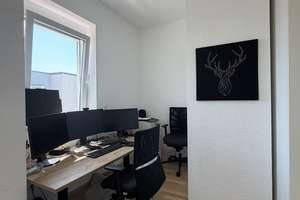 Großzügige 5-Zimmer-Wohnung mit zwei Dachterrassen und Aufzug direkt in Ihr Zuhause – Im Schollengewann 1, 69123 Wieblingen, Heidelberg – Vorschaubild 8