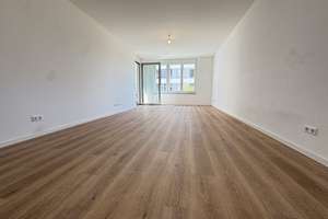 Ihr neues Zuhause mit moderner Wohnküche, lichtdurchfluteten Räumen und großzügiger Loggia – Von-Hünefeld-Straße 20+22, 89231 Neu-Ulm – Vorschaubild 2